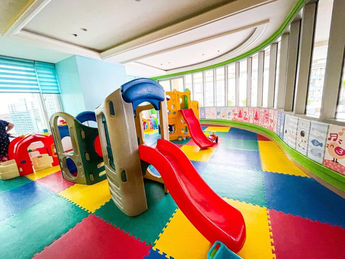 Apartment Stunning & Luxury 4br In Bay White Manila